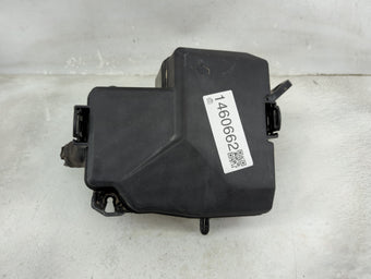 compare product 2021-2022 Hyundai Elantra Fusebox Fuse Box Panel Relay Module P/N:18980-09625 18960-09630 Fits Fits 2021 2022 OEM Used Auto Parts