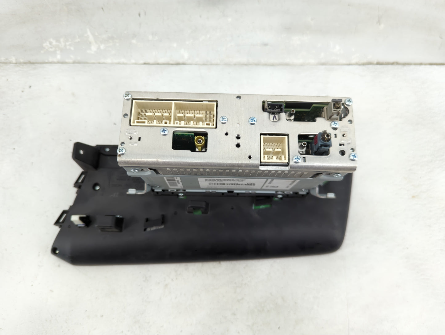 2021-2022 Hyundai Elantra Radio AM FM Cd Player Receiver Replacement P/N:96160-AA240LS5 ADB400AAN Fits Fits 2021 2022 OEM Us