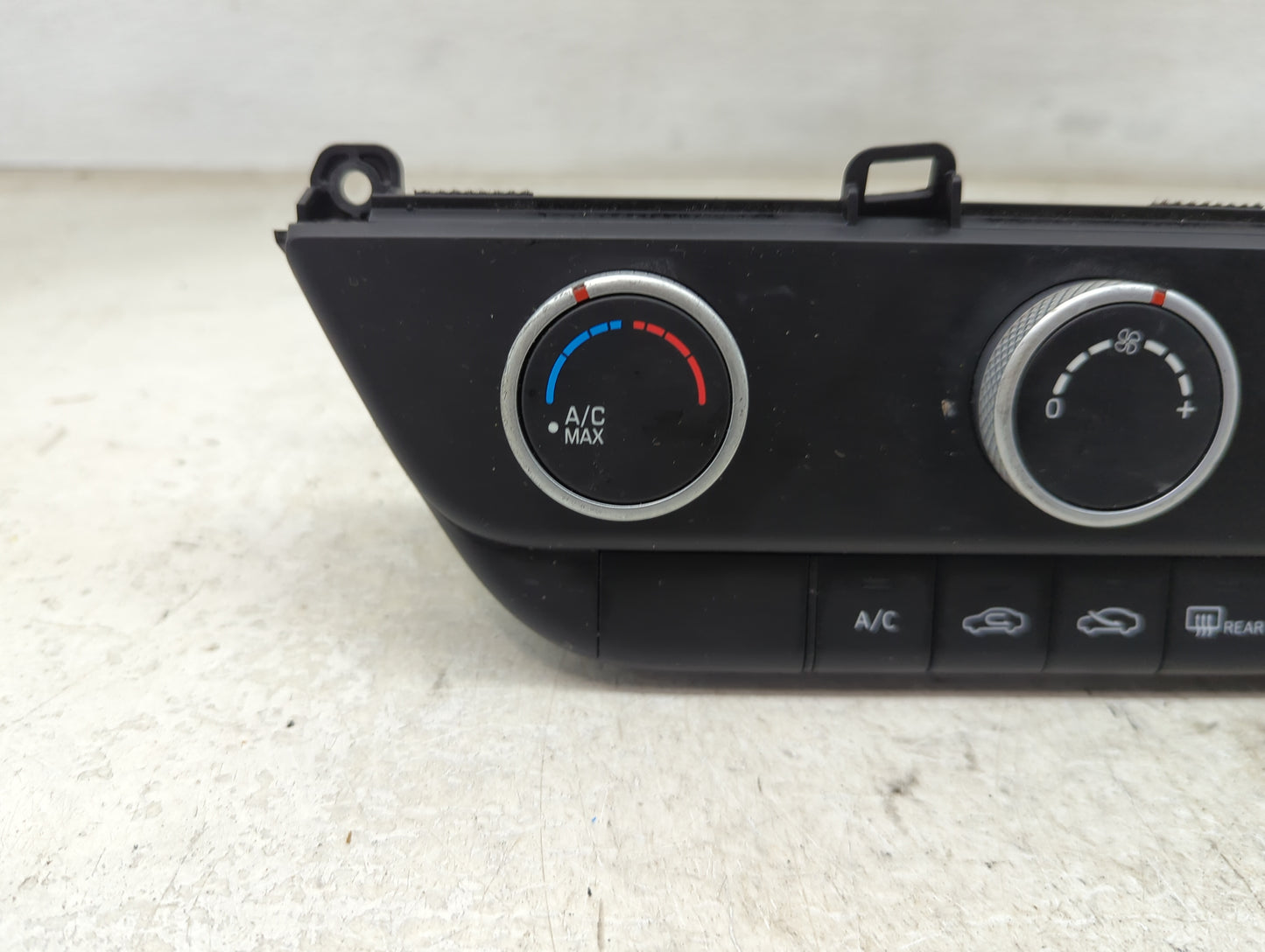 2021-2022 Hyundai Elantra Climate Control Module Temperature AC/Heater Replacement P/N:97250-AAXXX Fits Fits 2021 2022 OEM U