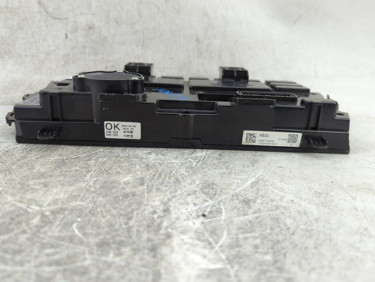 2021-2022 Hyundai Elantra Instrument Cluster Speedometer Gauges P/N:94021-AB030 11004-39316DA Miles: Fits Fits 2021 2022 OEM