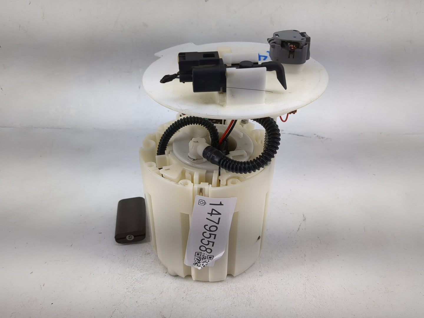 2021-2022 Hyundai Elantra Electrical Gas Fuel Pump Assembly 1479558 - Oemusedautoparts1.com