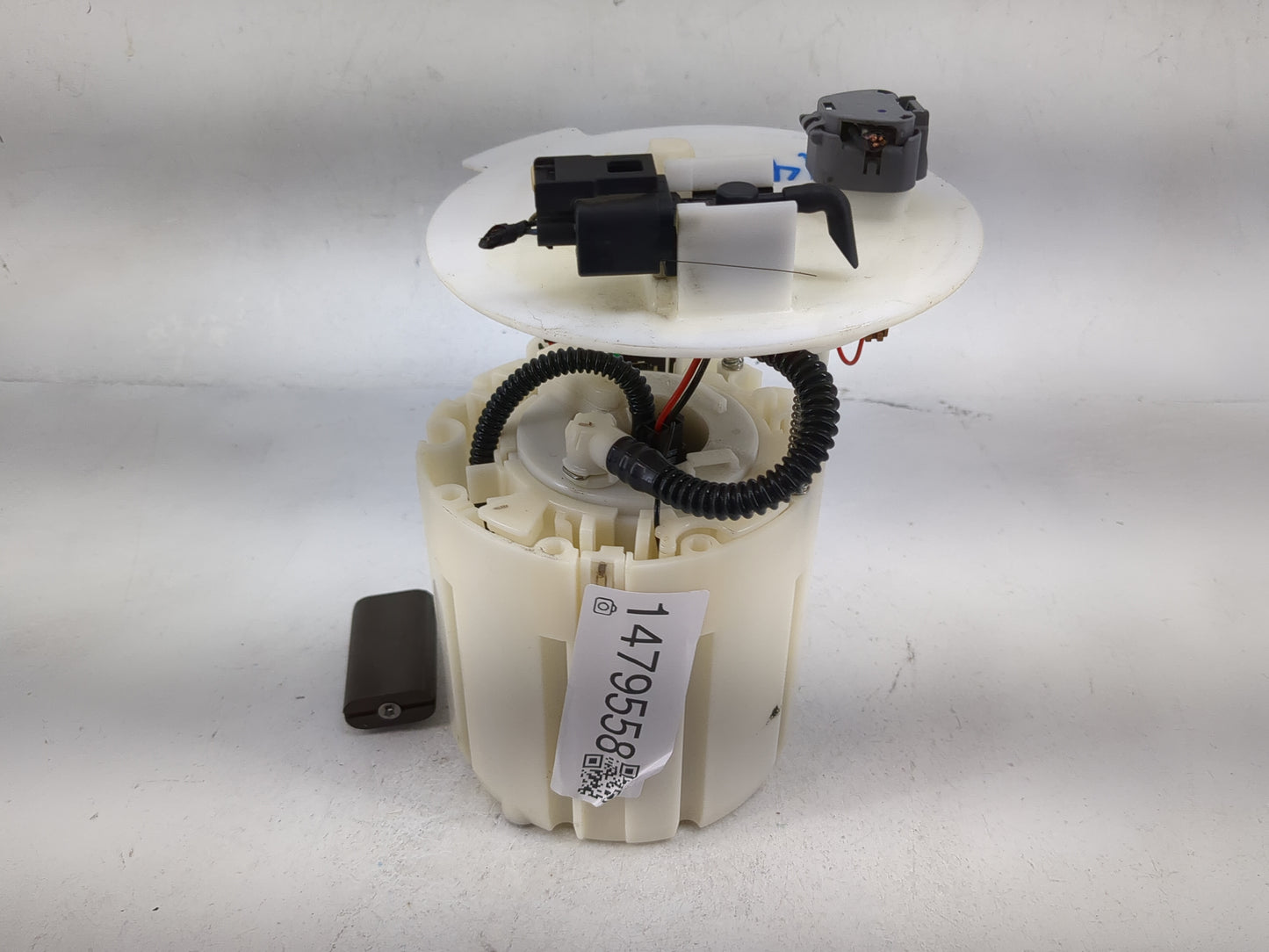 2021-2022 Hyundai Elantra Electrical Gas Fuel Pump Assembly 1479558 - Oemusedautoparts1.com
