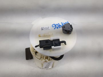 2021-2022 Hyundai Elantra Electrical Gas Fuel Pump Assembly 1479558