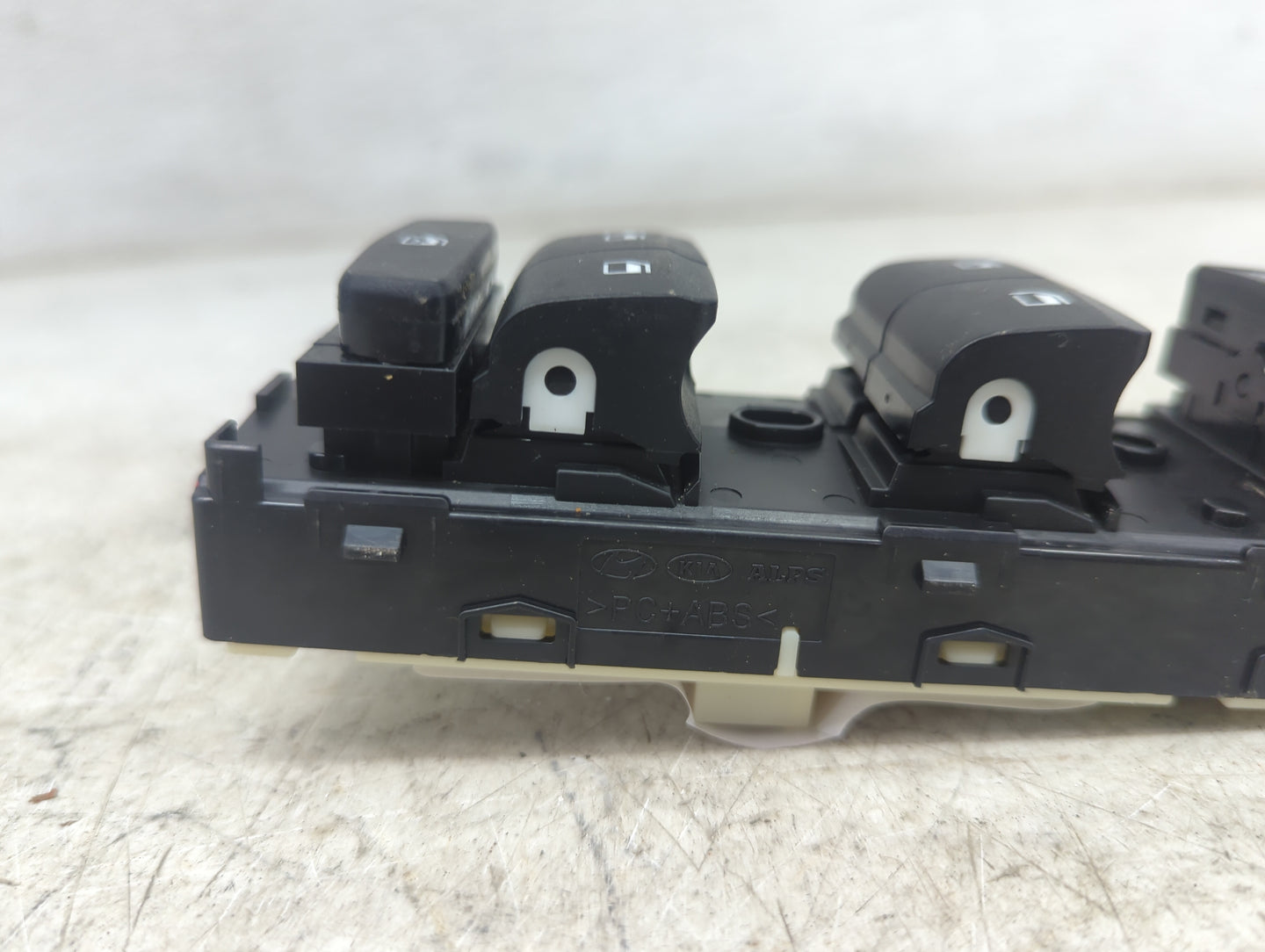 2021-2022 Hyundai Elantra Master Power Window Switch Replacement Driver Side Left P/N:93571-AA200 Fits Fits 2021 2022 OEM Us