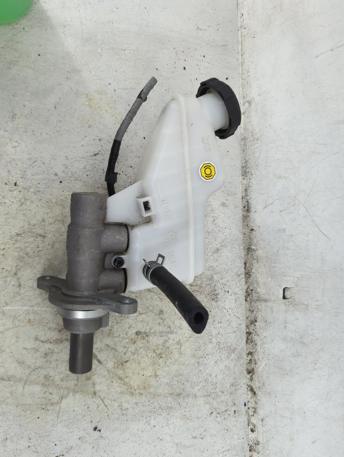 2021 Hyundai Elantra Brake Master Cylinder - Oemusedautoparts1.com