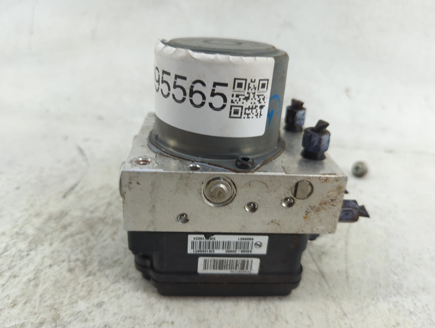 2021-2022 Hyundai Elantra ABS Pump Control Module Replacement P/N:58910-AA800 AA500-20800 Fits Fits 2021 2022 OEM Used Auto 