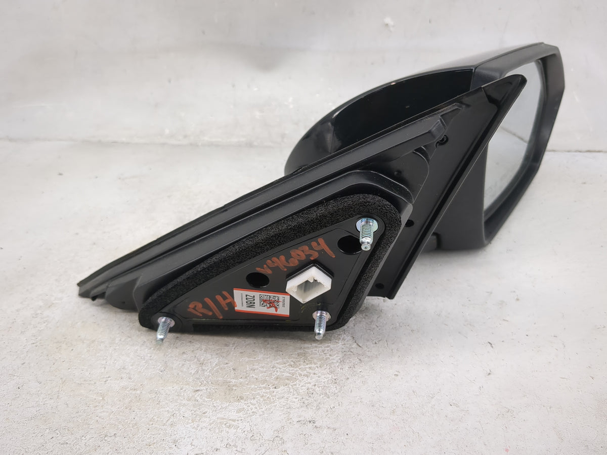 2021-2022 Hyundai Elantra Passenger Side View Mirror - Right Door Mirror OEM Used - Oemusedautoparts1.com