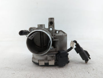 2021-2022 Hyundai Elantra Throttle Body P/N:35100-03HA0 Fits Fits 2017 2018 2019 2020 2021 2022 OEM Used Auto Parts - Oemuse