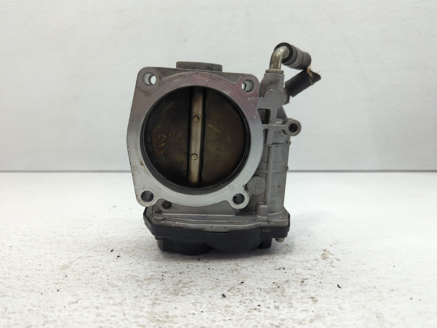 2021-2022 Hyundai Elantra Throttle Body P/N:35100-2J410 35100-2E400 Fits Fits 2021 2022 OEM Used Auto Parts - Oemusedautopar