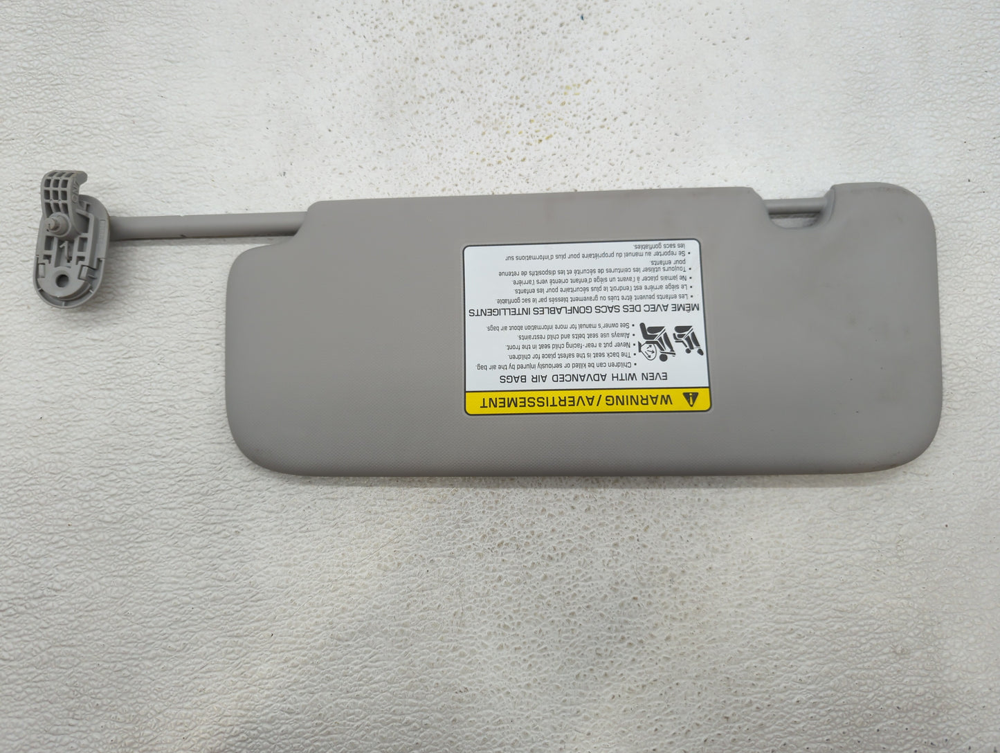 2021-2022 Hyundai Elantra Sun Visor Shade Replacement Passenger Right Mirror Fits Fits 2021 2022 OEM Used Auto Parts - Oemus