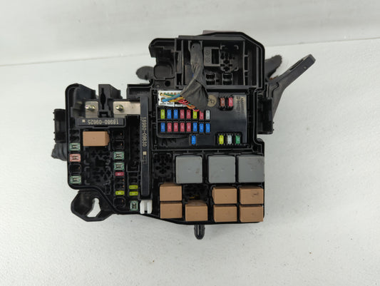 2021-2022 Hyundai Elantra Fusebox Fuse Box Panel Relay Module P/N:2103100638 Fits Fits 2021 2022 OEM Used Auto Parts - Oemus