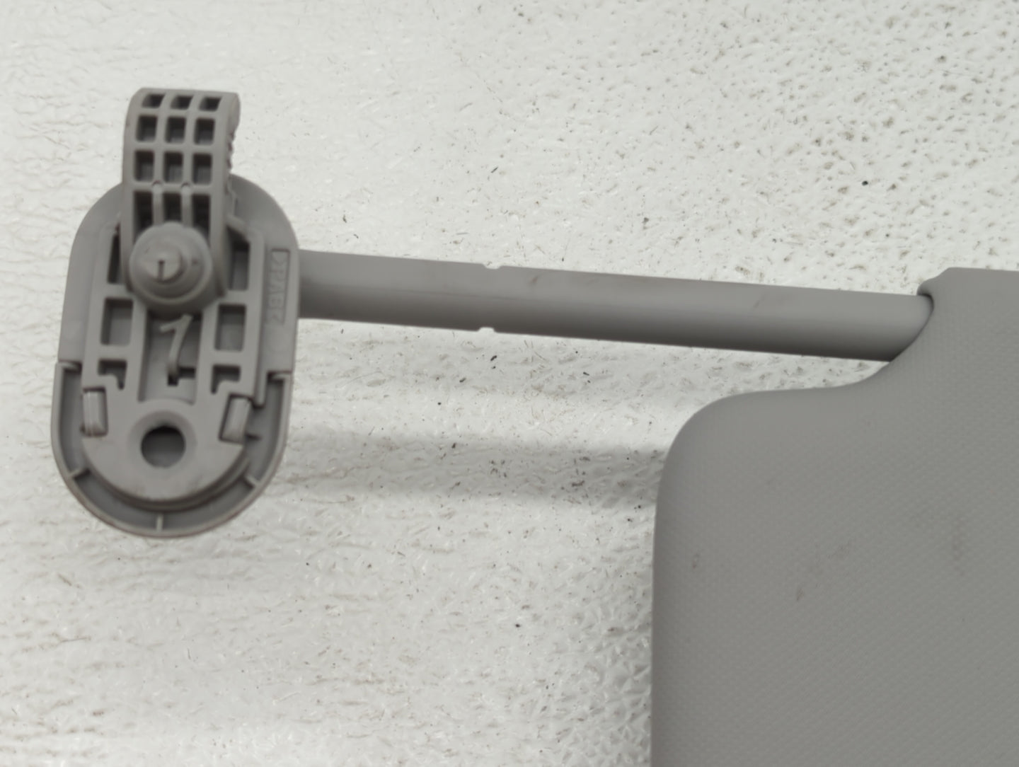 2021-2022 Hyundai Elantra Sun Visor Shade Replacement Passenger Right Mirror Fits Fits 2021 2022 OEM Used Auto Parts - Oemus