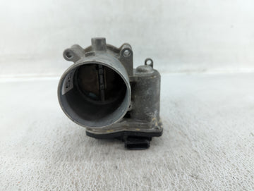 2021-2022 Hyundai Elantra Throttle Body P/N:35100-2J410 Fits Fits 2021 2022 OEM Used Auto Parts - Oemusedautoparts1.com