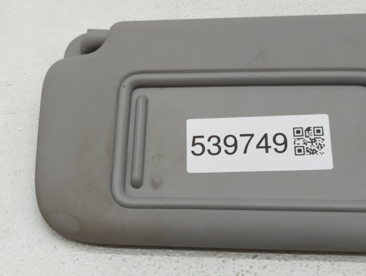 2021-2022 Hyundai Elantra Sun Visor Shade Replacement Driver Left Mirror Fits Fits 2021 2022 OEM Used Auto Parts - Oemusedau