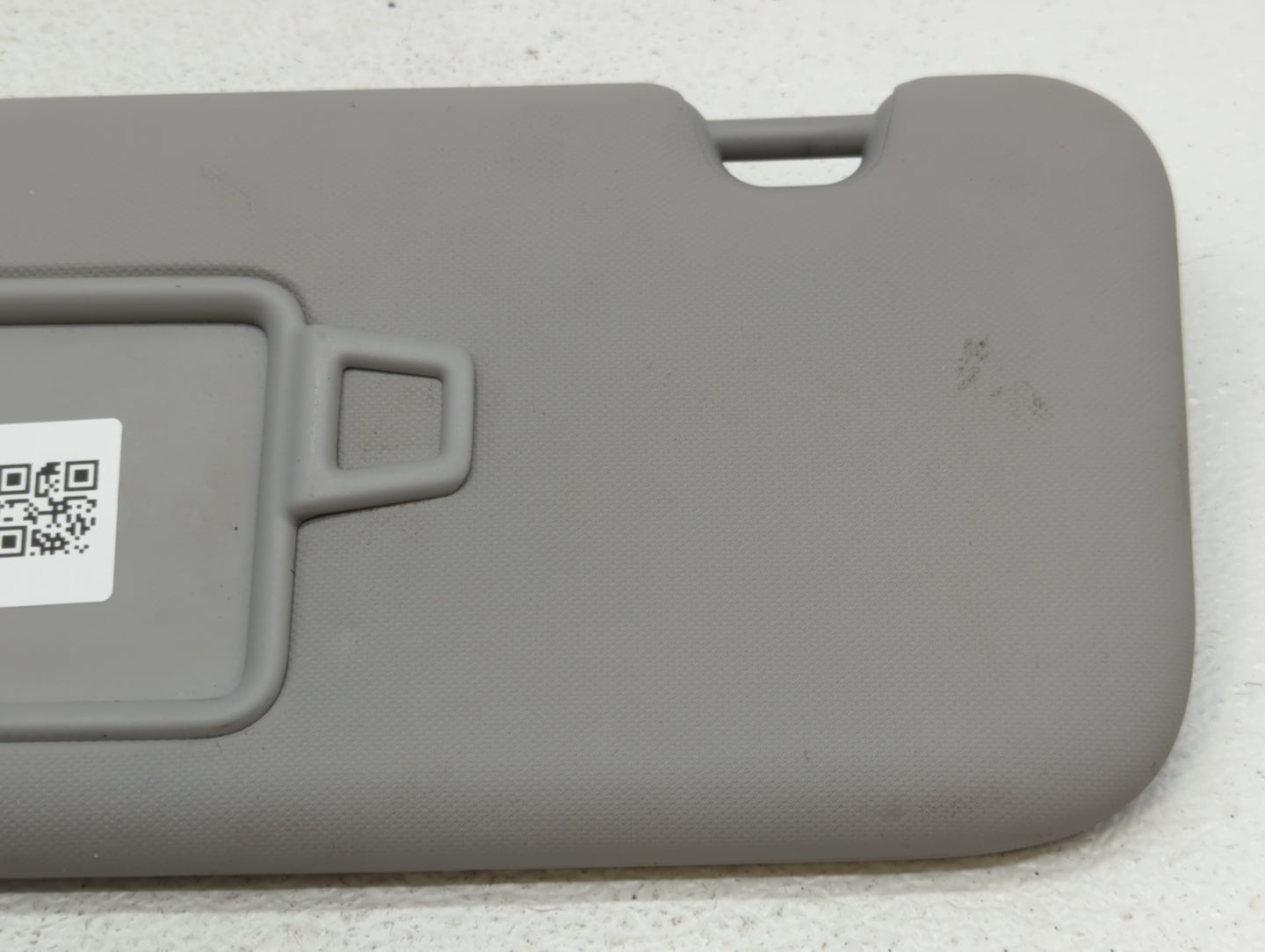 2021-2022 Hyundai Elantra Sun Visor Shade Replacement Driver Left Mirror Fits Fits 2021 2022 OEM Used Auto Parts - Oemusedau