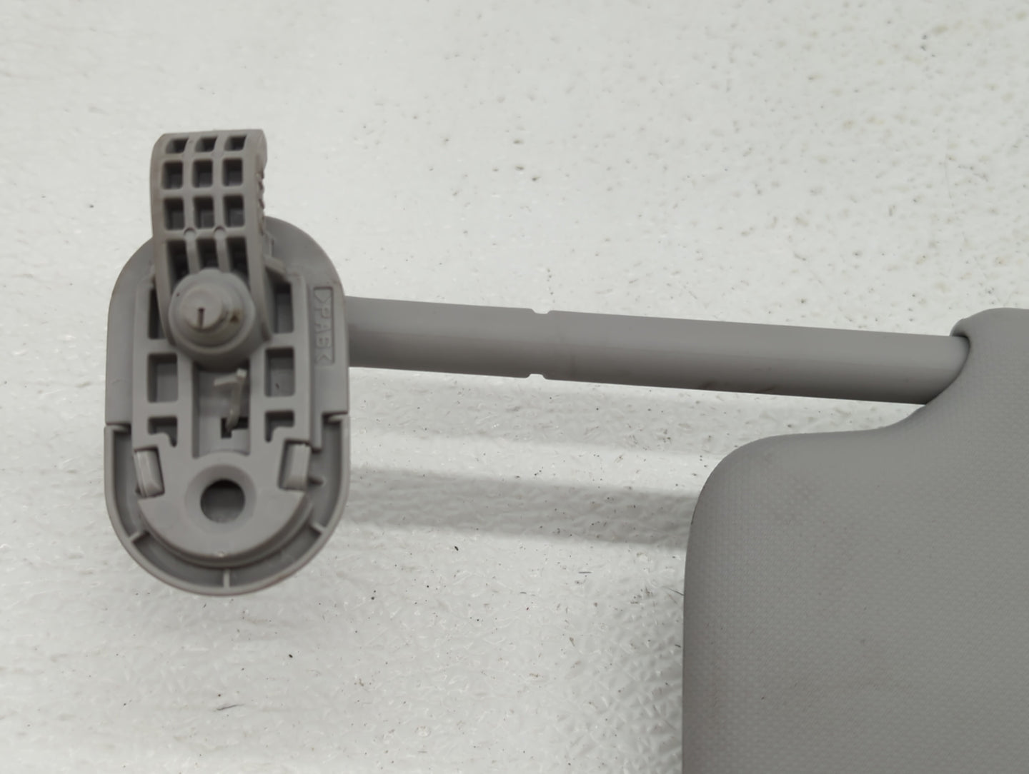 2021-2022 Hyundai Elantra Sun Visor Shade Replacement Passenger Right Mirror Fits Fits 2021 2022 OEM Used Auto Parts - Oemus