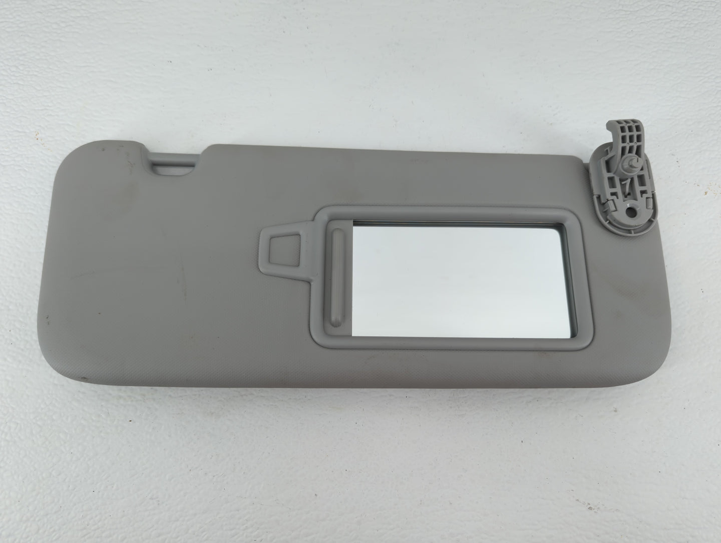 2021-2022 Hyundai Elantra Sun Visor Shade Replacement Passenger Right Mirror Fits Fits 2021 2022 OEM Used Auto Parts - Oemus