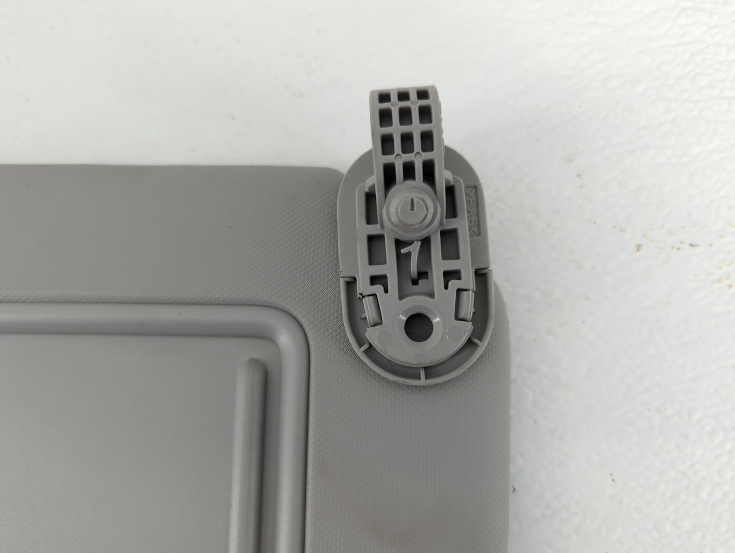 2021-2022 Hyundai Elantra Sun Visor Shade Replacement Passenger Right Mirror Fits Fits 2021 2022 OEM Used Auto Parts - Oemus