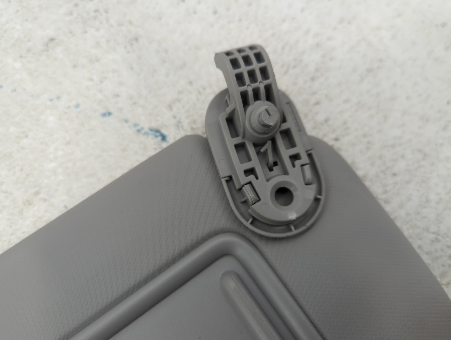 2021-2022 Hyundai Elantra Sun Visor Shade Replacement Passenger Right Mirror Fits Fits 2021 2022 OEM Used Auto Parts - Oemus