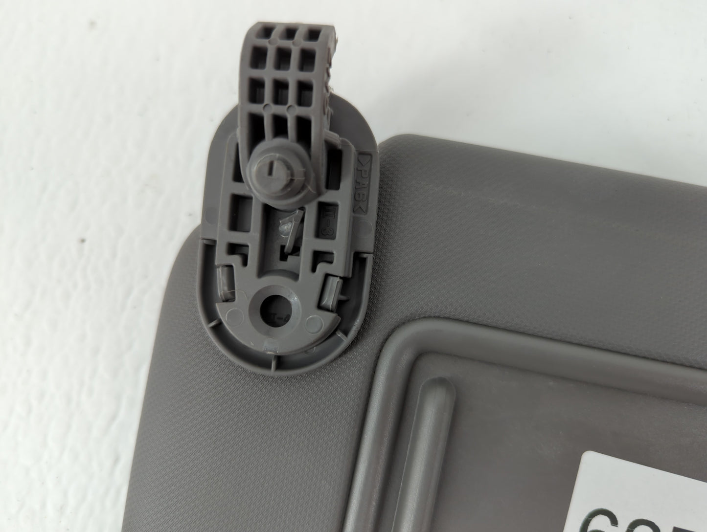 2021-2022 Hyundai Elantra Sun Visor Shade Replacement Passenger Right Mirror Fits Fits 2021 2022 OEM Used Auto Parts - Oemus