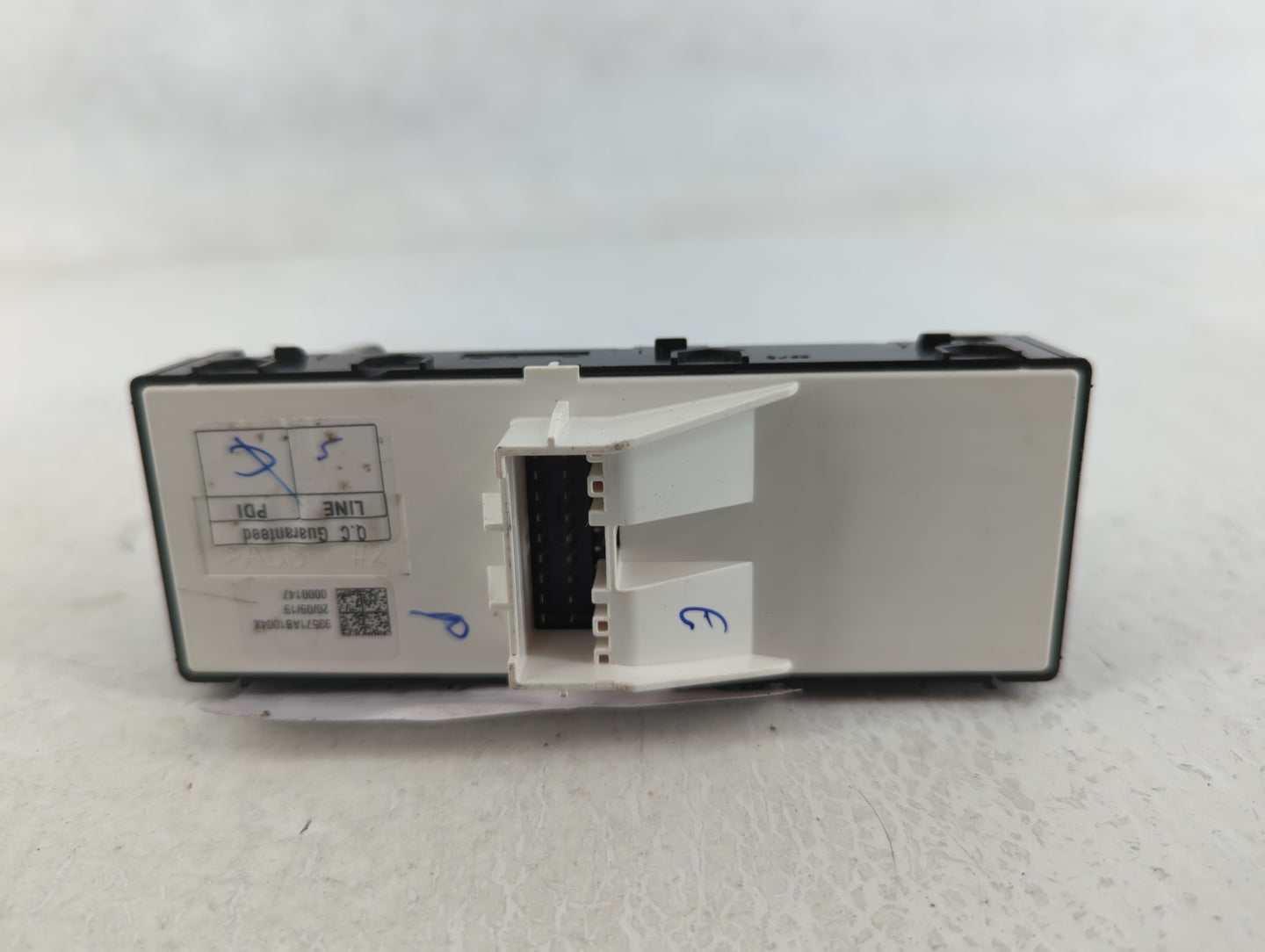 2021-2022 Hyundai Elantra Master Power Window Switch Replacement Driver Side Left P/N:93571-AA1004X Fits Fits 2021 2022 OEM 