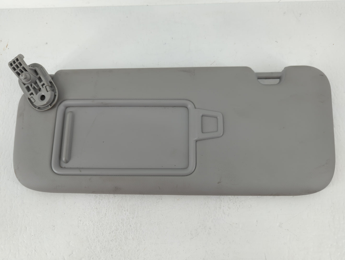 2021-2022 Hyundai Elantra Sun Visor Shade Replacement Passenger Right Mirror Fits Fits 2021 2022 OEM Used Auto Parts - Oemus