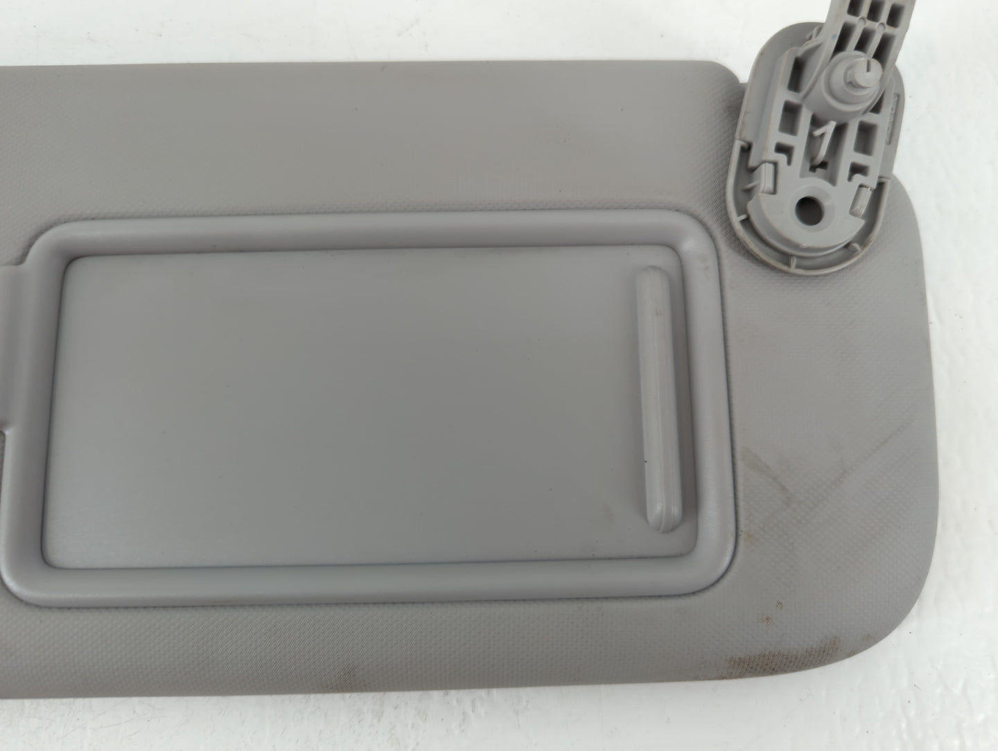 2021-2022 Hyundai Elantra Sun Visor Shade Replacement Driver Left Mirror Fits Fits 2021 2022 OEM Used Auto Parts - Oemusedau