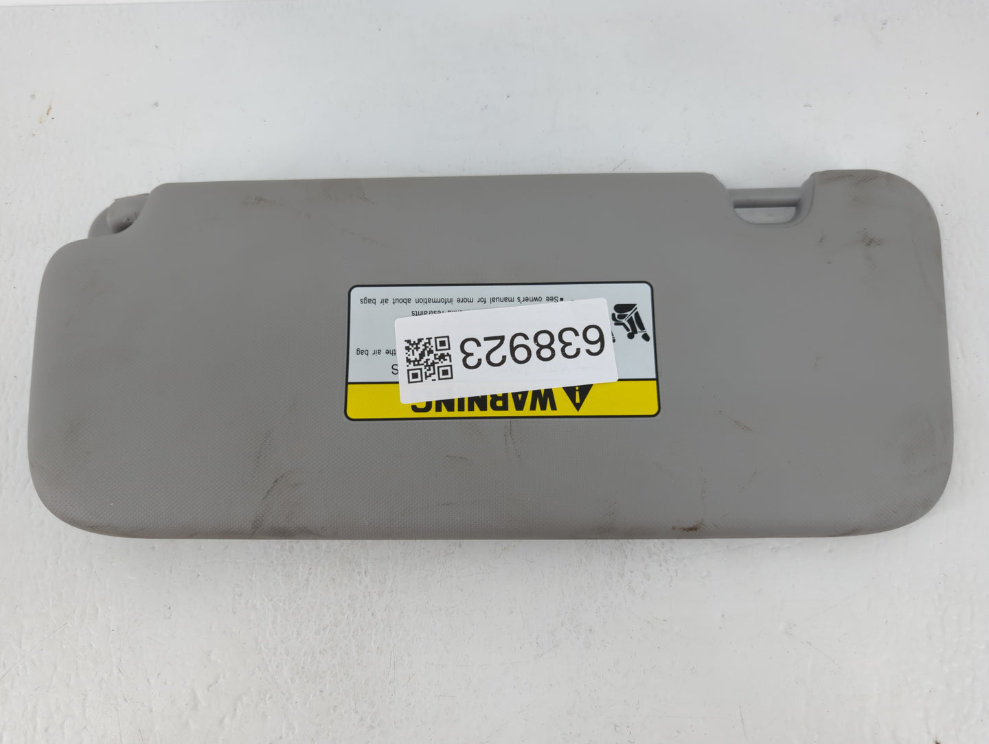 2021-2022 Hyundai Elantra Sun Visor Shade Replacement Driver Left Mirror Fits Fits 2021 2022 OEM Used Auto Parts - Oemusedau