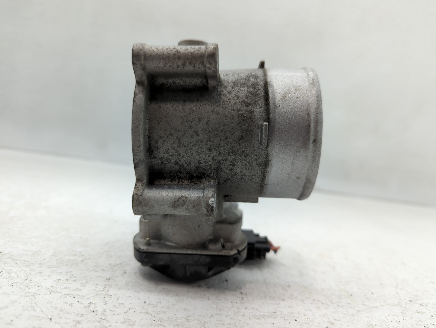 2021-2022 Hyundai Elantra Throttle Body P/N:6270 03E03 35100-2J410 Fits Fits 2021 2022 OEM Used Auto Parts - Oemusedautopart