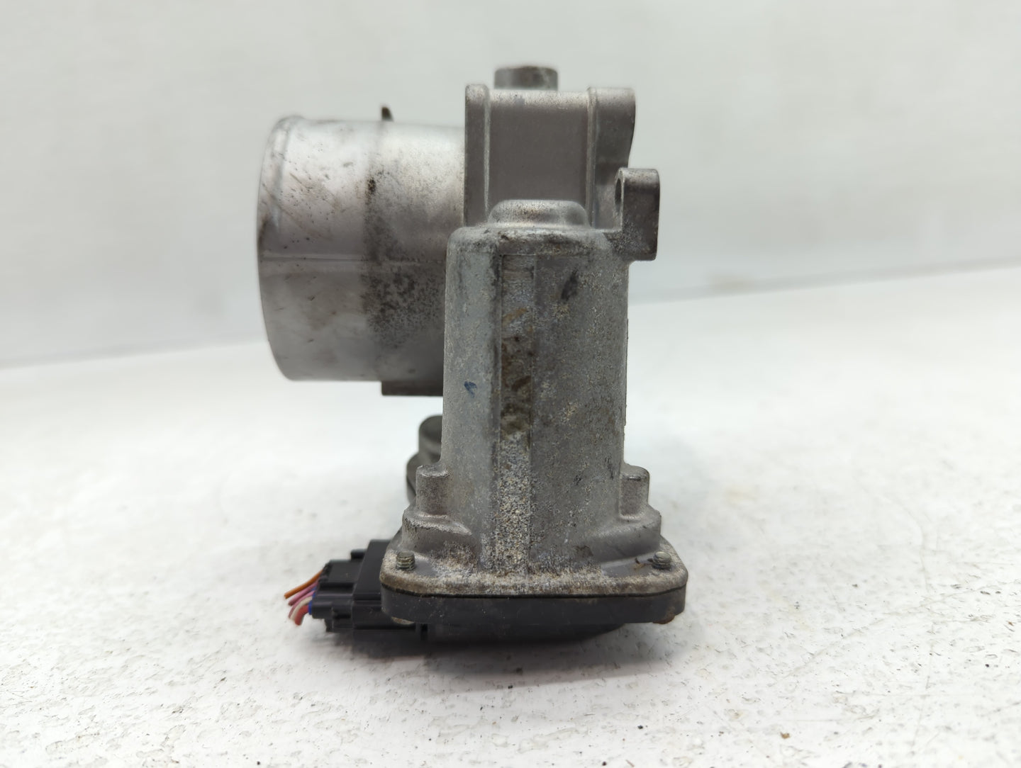 2021-2022 Hyundai Elantra Throttle Body P/N:6270 03E03 35100-2J410 Fits Fits 2021 2022 OEM Used Auto Parts - Oemusedautopart