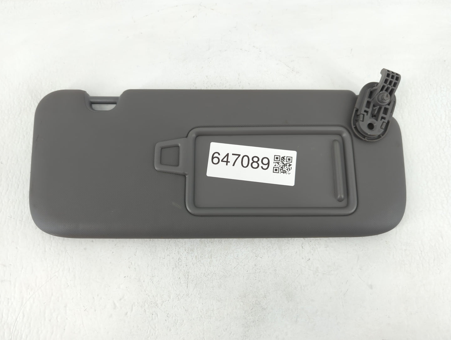 2021-2022 Hyundai Elantra Sun Visor Shade Replacement Passenger Right Mirror Fits Fits 2021 2022 OEM Used Auto Parts - Oemus