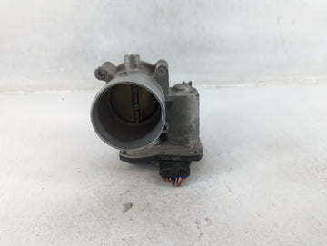 2021-2022 Hyundai Elantra Throttle Body P/N:3270 04E13 35100-2J410 Fits Fits 2021 2022 OEM Used Auto Parts - Oemusedautopart