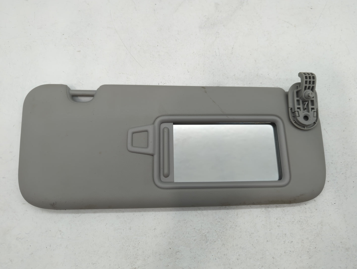 2021-2022 Hyundai Elantra Sun Visor Shade Replacement Passenger Right Mirror Fits Fits 2021 2022 OEM Used Auto Parts - Oemus
