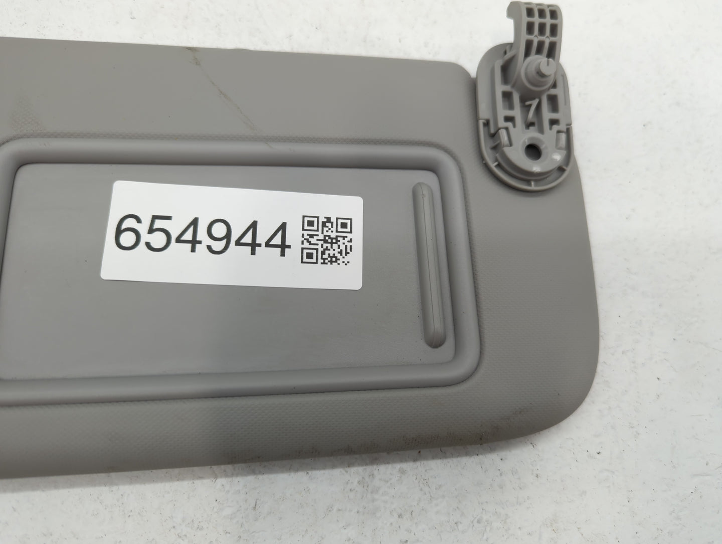 2021-2022 Hyundai Elantra Sun Visor Shade Replacement Passenger Right Mirror Fits Fits 2021 2022 OEM Used Auto Parts - Oemus