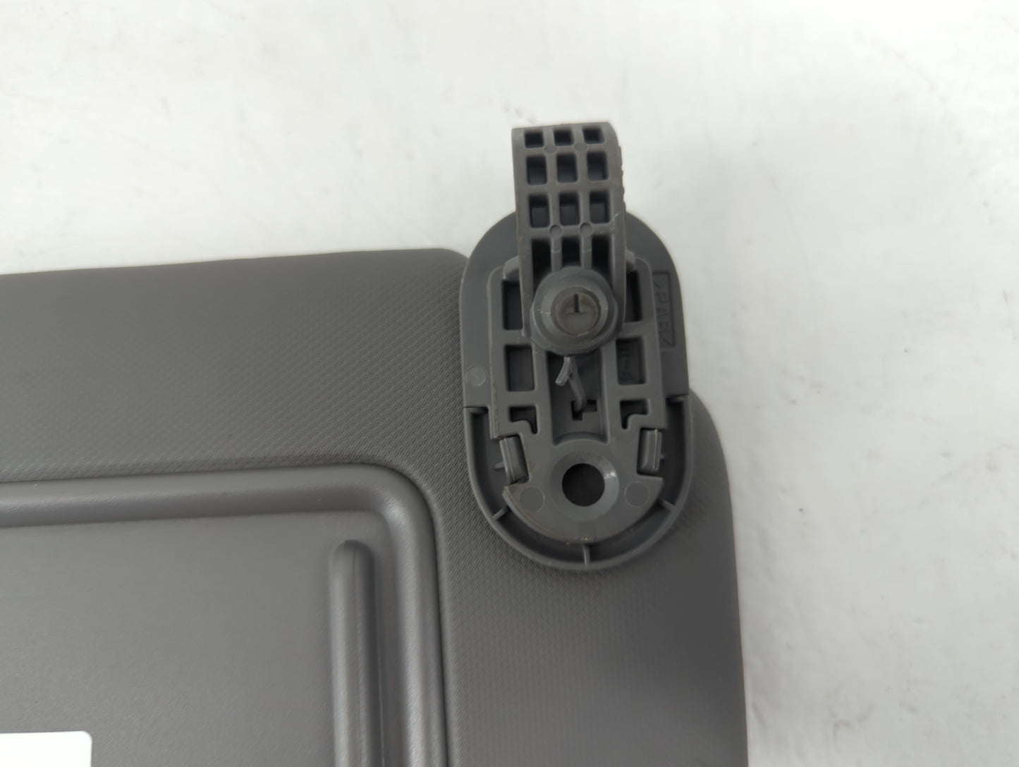 2021-2022 Hyundai Elantra Sun Visor Shade Replacement Passenger Right Mirror Fits Fits 2021 2022 OEM Used Auto Parts - Oemus