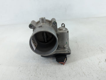 2021-2022 Hyundai Elantra Throttle Body P/N:35100-2J410 Fits Fits 2021 2022 OEM Used Auto Parts - Oemusedautoparts1.com