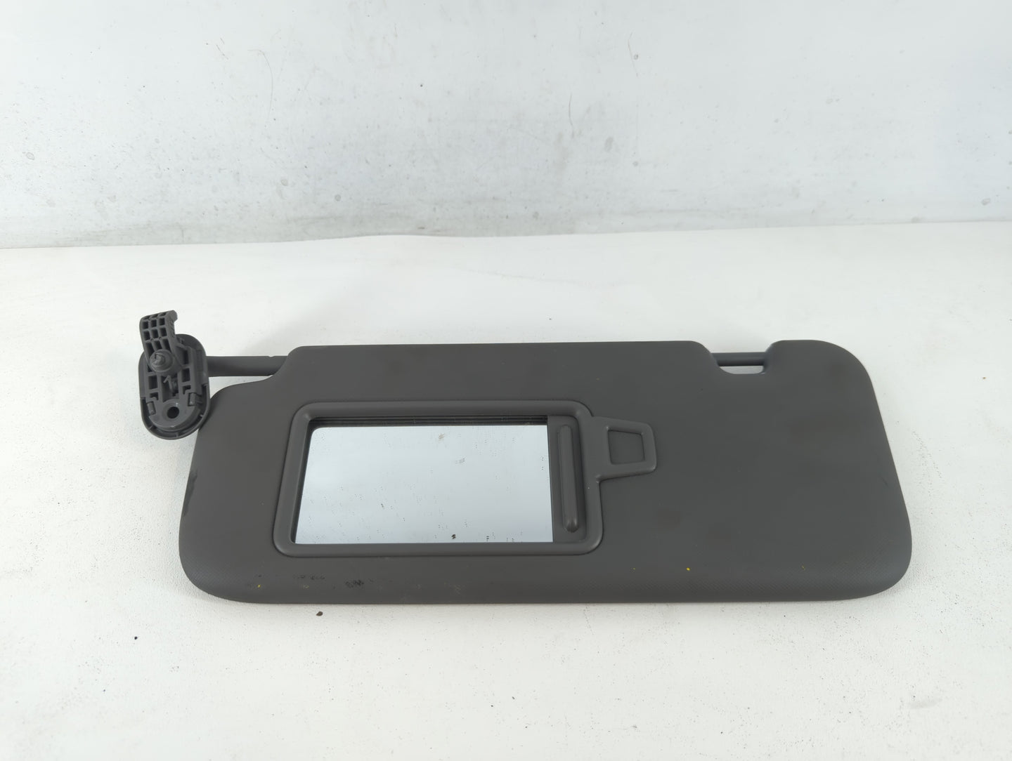 2021-2022 Hyundai Elantra Sun Visor Shade Replacement Driver Left Mirror Fits Fits 2021 2022 OEM Used Auto Parts - Oemusedau