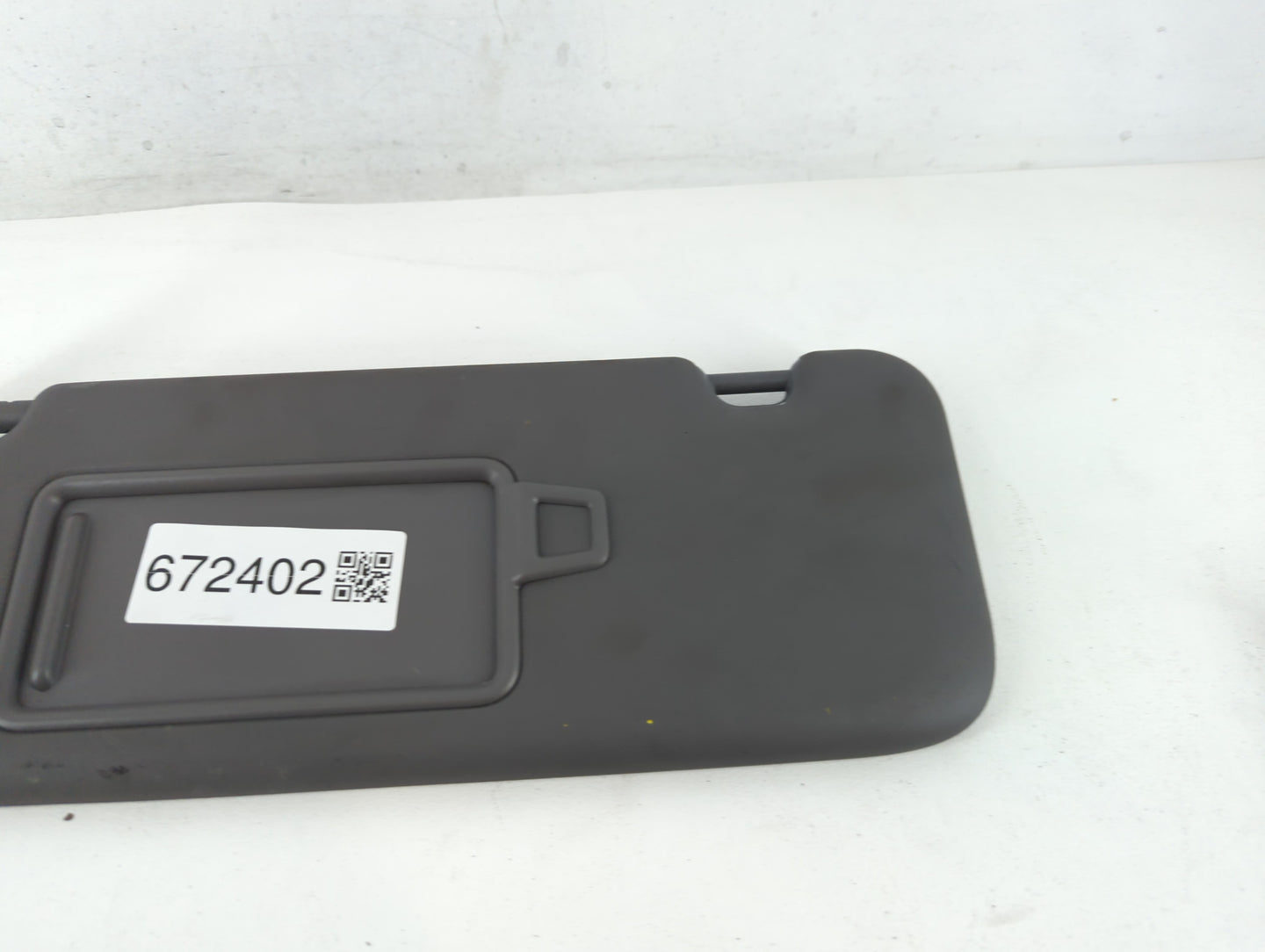 2021-2022 Hyundai Elantra Sun Visor Shade Replacement Driver Left Mirror Fits Fits 2021 2022 OEM Used Auto Parts - Oemusedau