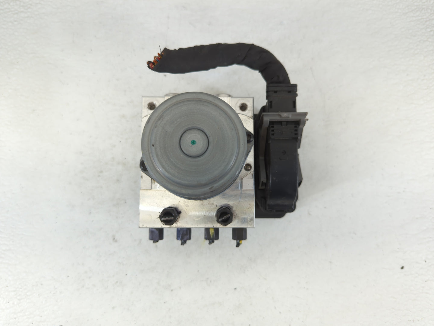 2021-2022 Hyundai Elantra ABS Pump Control Module Replacement P/N:58910-AA800 AA589-20800 Fits Fits 2021 2022 OEM Used Auto 
