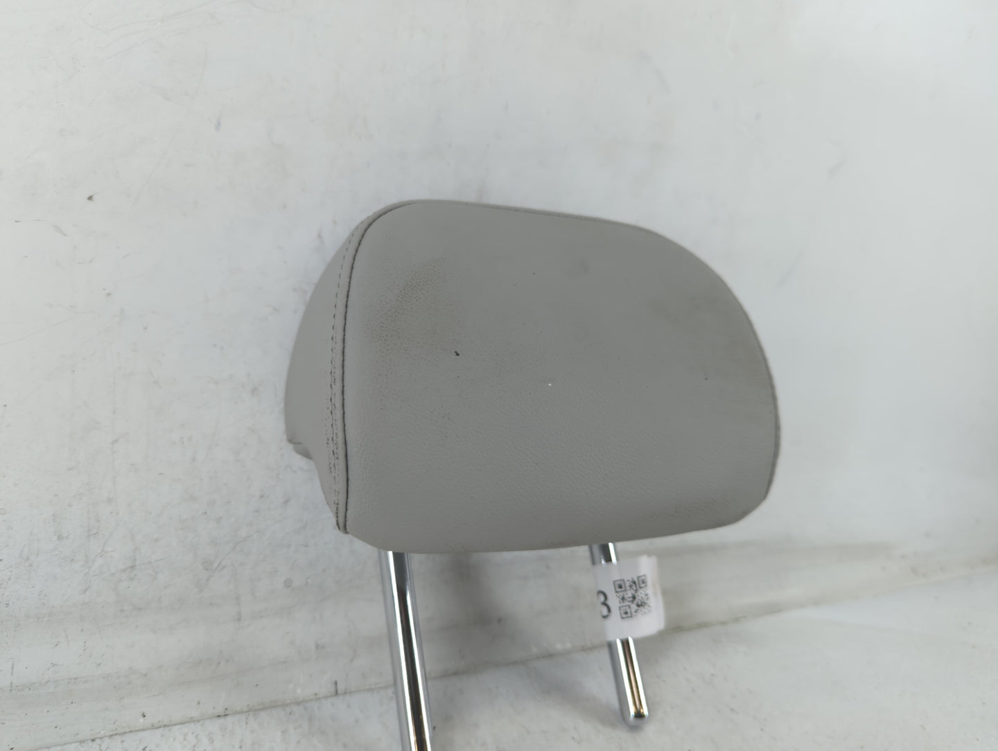 2021-2022 Hyundai Elantra Headrest Head Rest Front Driver Passenger Seat Fits Fits 2021 2022 OEM Used Auto Parts - Oemusedau
