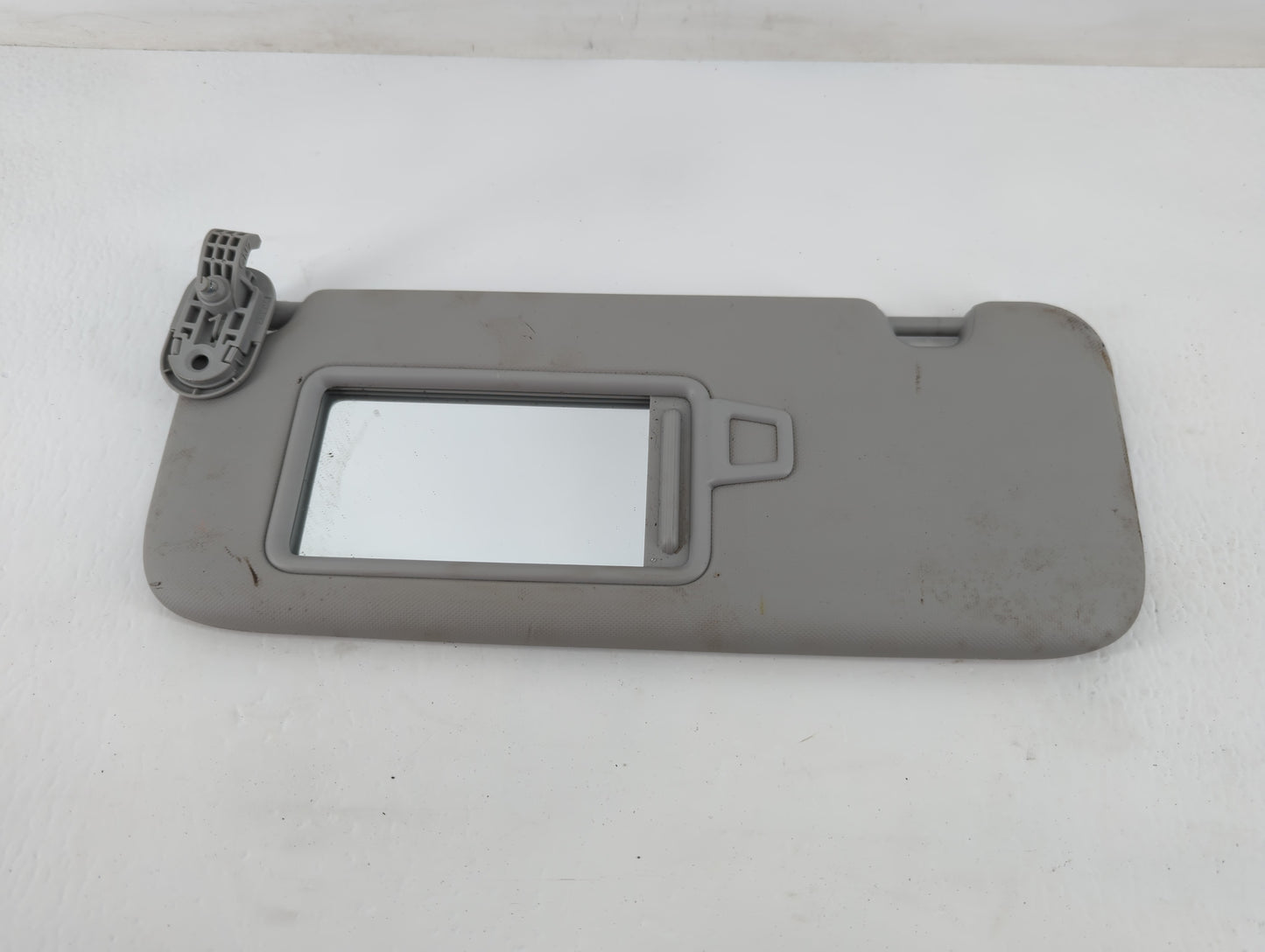 2021-2022 Hyundai Elantra Sun Visor Shade Replacement Driver Left Mirror Fits Fits 2021 2022 OEM Used Auto Parts - Oemusedau
