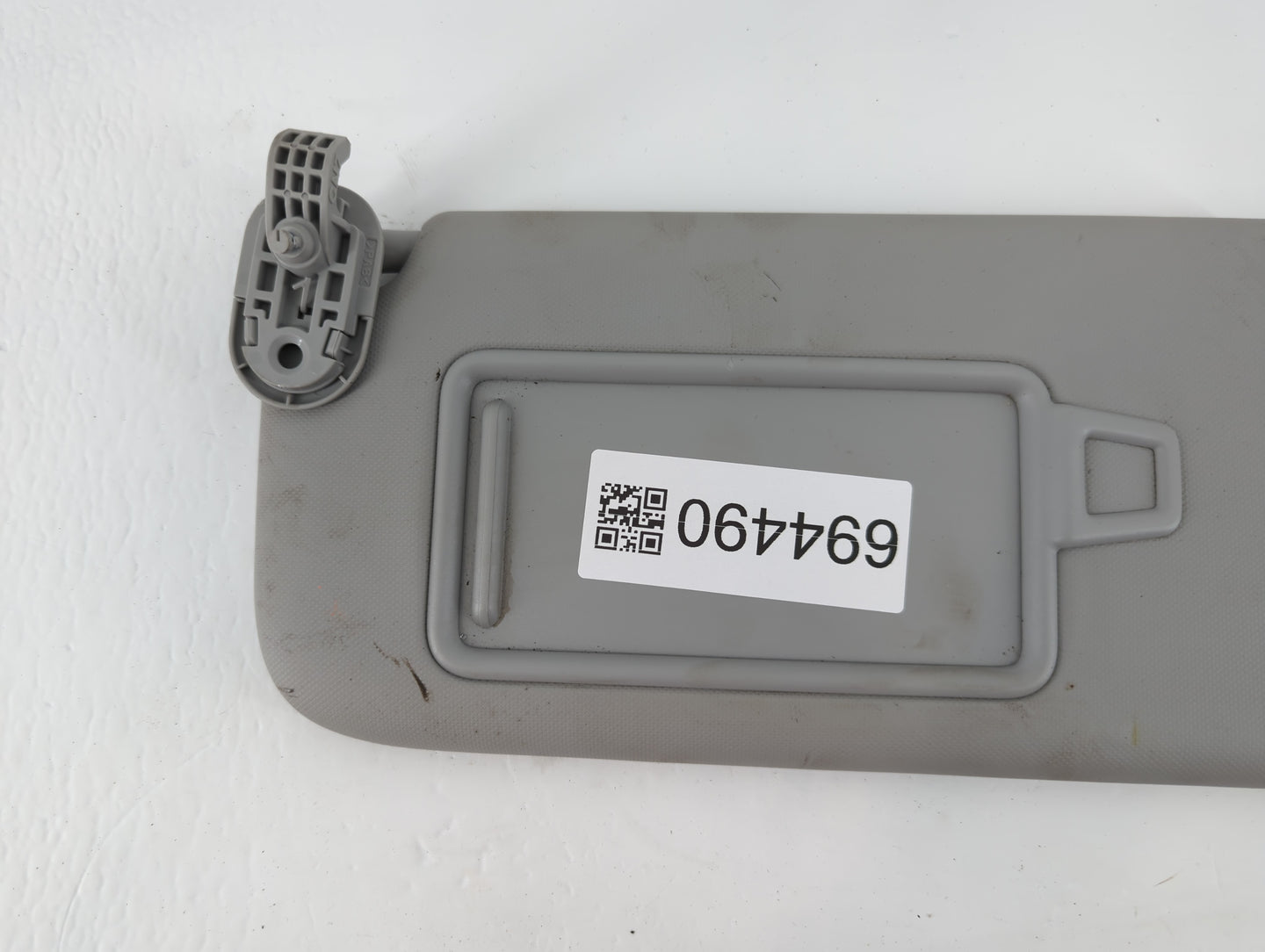 2021-2022 Hyundai Elantra Sun Visor Shade Replacement Driver Left Mirror Fits Fits 2021 2022 OEM Used Auto Parts - Oemusedau