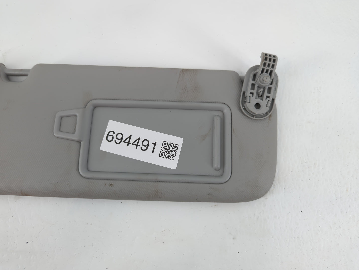 2021-2022 Hyundai Elantra Sun Visor Shade Replacement Passenger Right Mirror Fits Fits 2021 2022 OEM Used Auto Parts - Oemus
