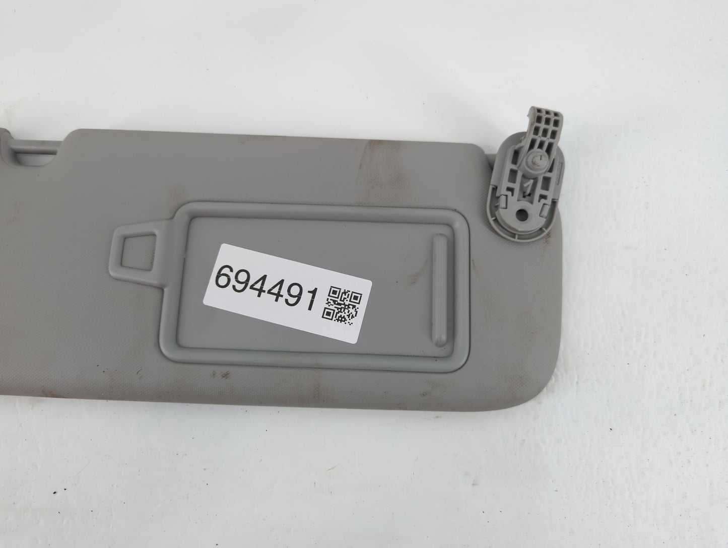 2021-2022 Hyundai Elantra Sun Visor Shade Replacement Passenger Right Mirror Fits Fits 2021 2022 OEM Used Auto Parts - Oemus