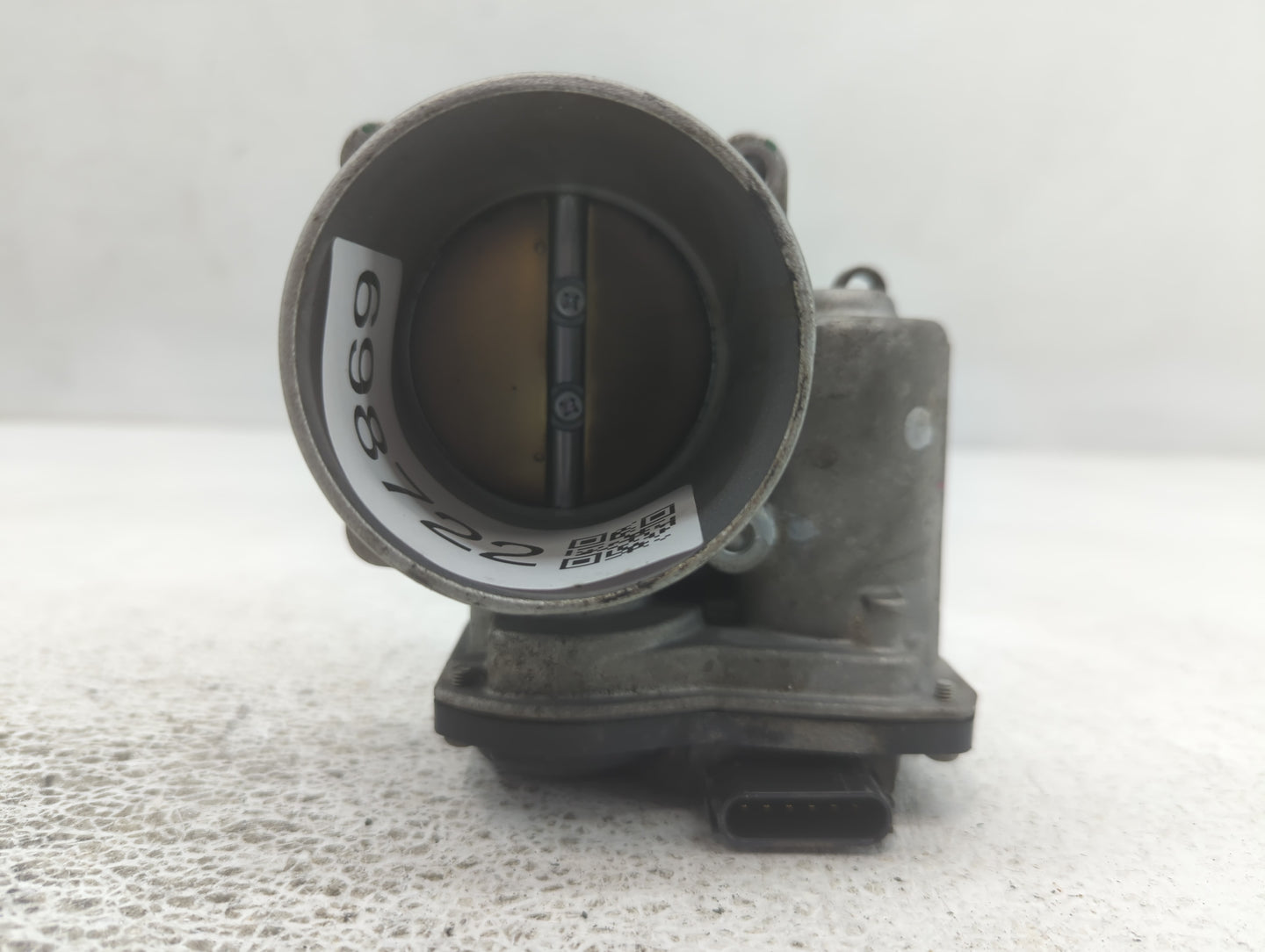 2021-2022 Hyundai Elantra Throttle Body P/N:6270 09D12 35100-2J410 Fits Fits 2021 2022 OEM Used Auto Parts - Oemusedautopart