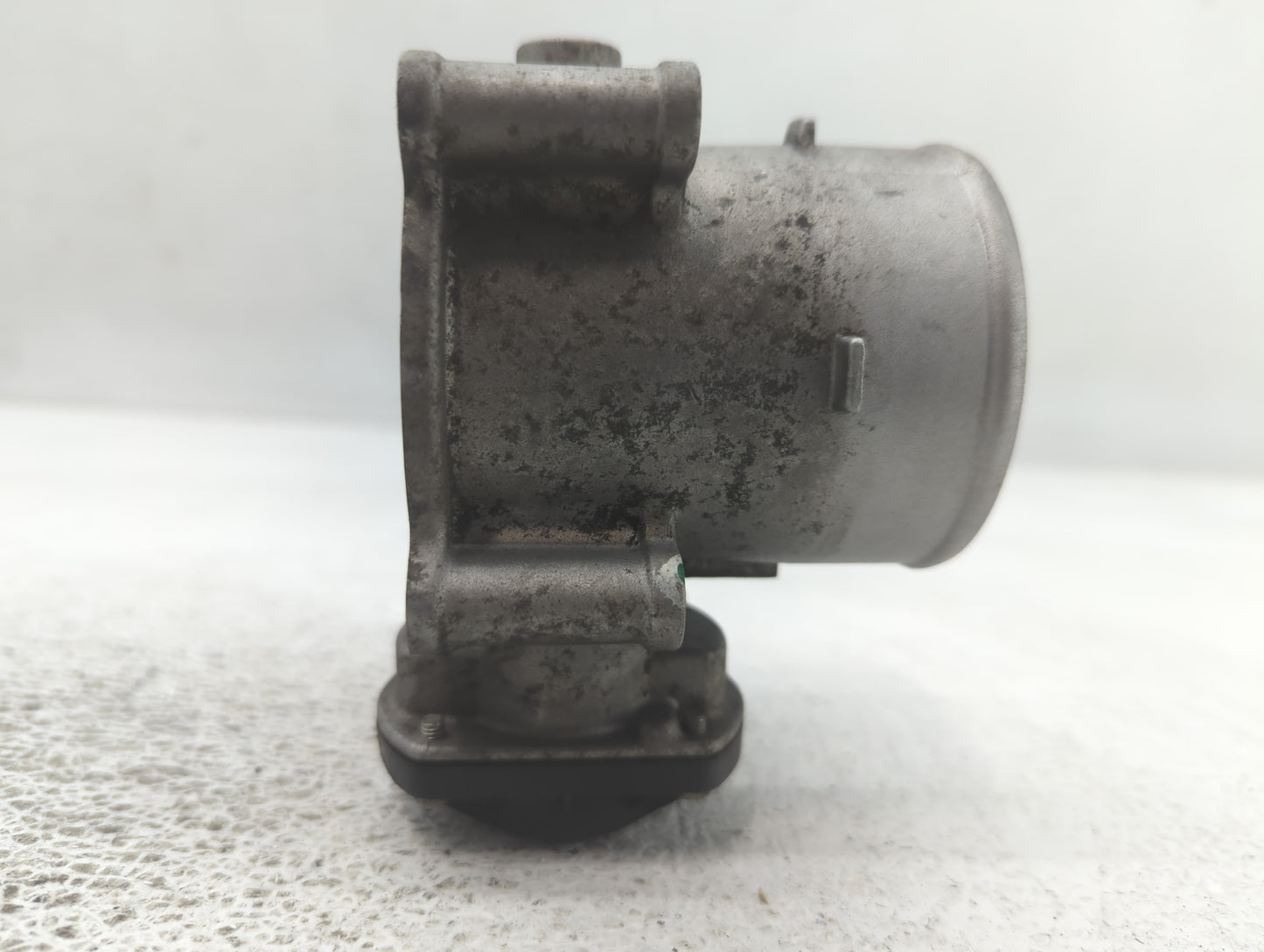 2021-2022 Hyundai Elantra Throttle Body P/N:6270 09D12 35100-2J410 Fits Fits 2021 2022 OEM Used Auto Parts - Oemusedautopart