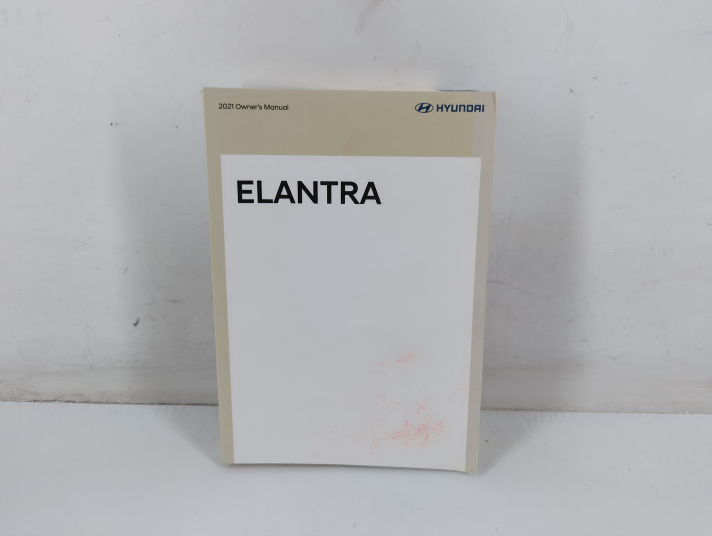 2021 Hyundai Elantra Owners Manual Book Guide P/N:M0BO-EU12D OEM Used Auto Parts - Oemusedautoparts1.com