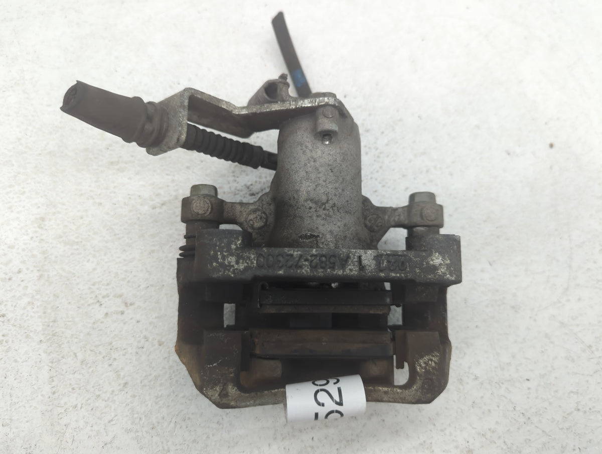 2021-2022 Hyundai Elantra Front Passenger Right Brake Caliper - Oemusedautoparts1.com