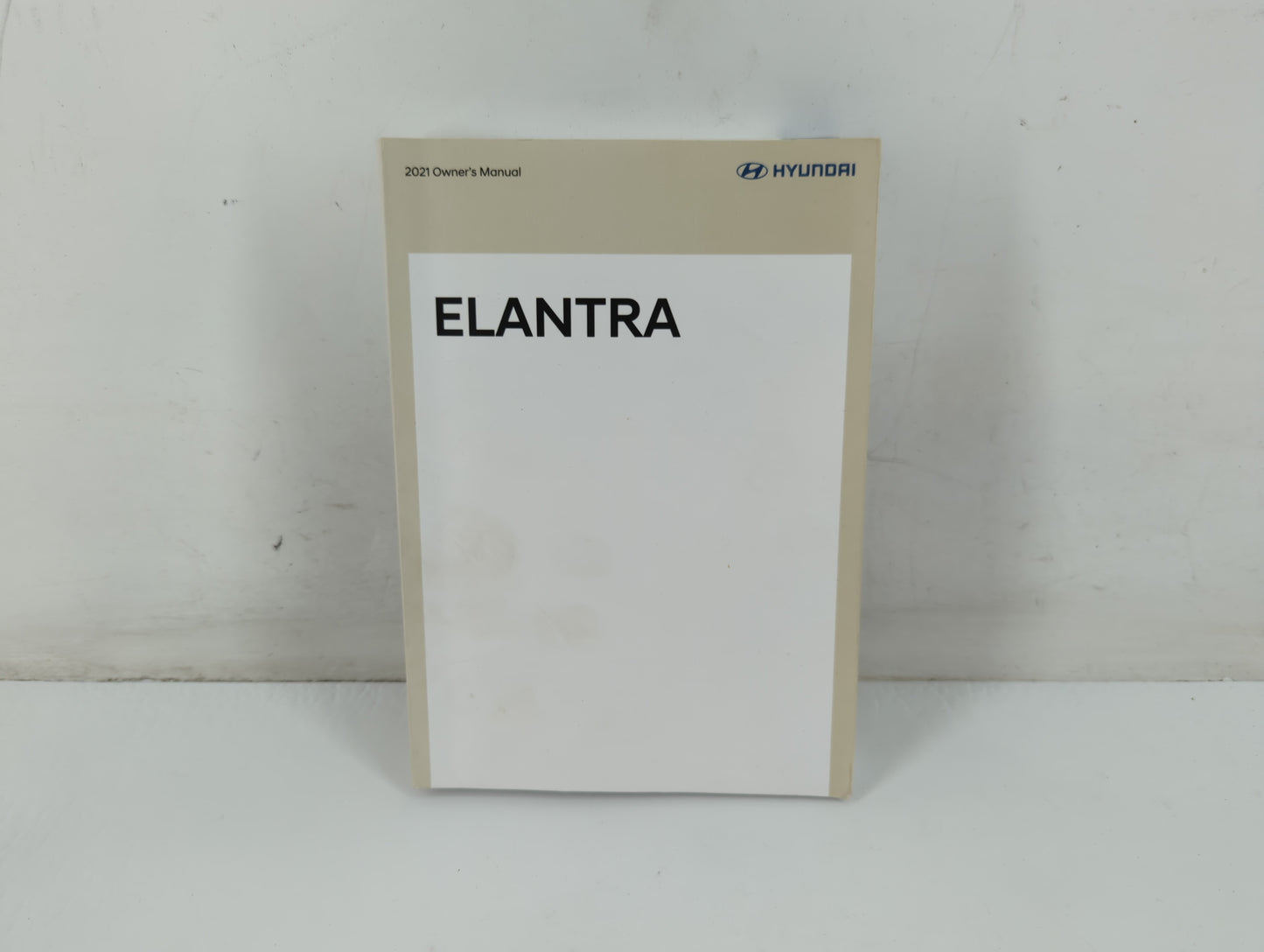 2021 Hyundai Elantra Owners Manual Book Guide OEM Used Auto Parts - Oemusedautoparts1.com