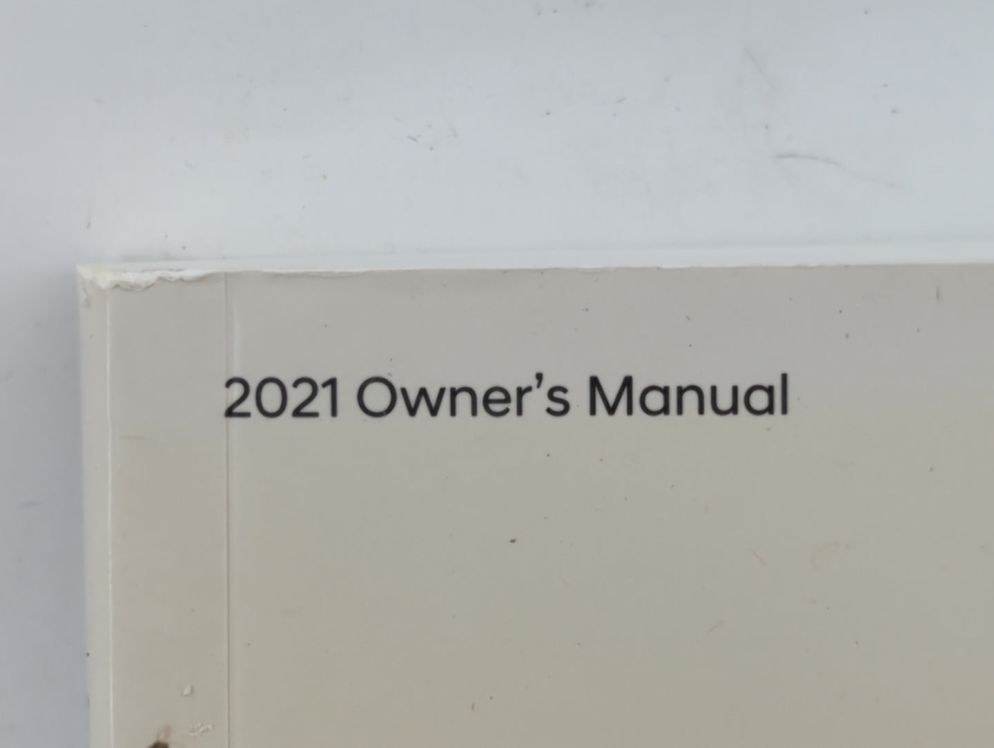 2021 Hyundai Elantra Owners Manual Book Guide P/N:LOAO-EC0DF OEM Used Auto Parts - Oemusedautoparts1.com